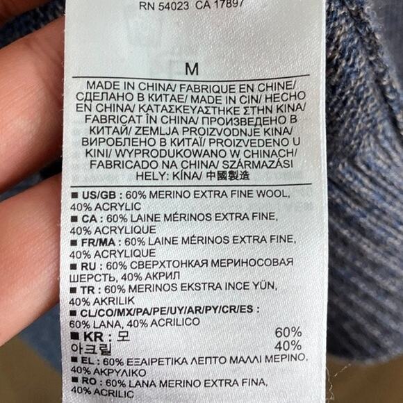 Banana Republic Mens Sweater Gray Knitted Mock Henley Neck Fine Wool Blend M - Picture 7 of 12